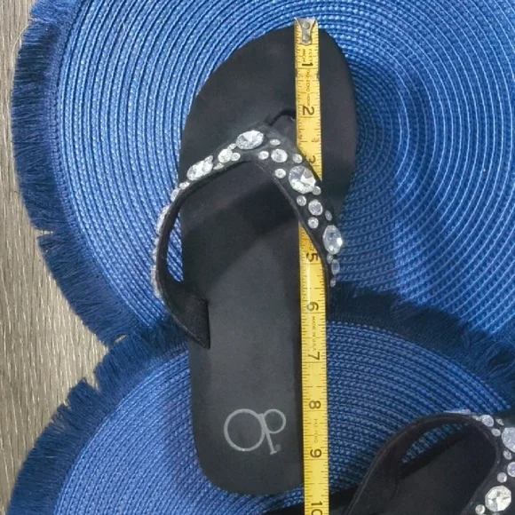 Black Flip Flops with Rhinestone Embellishments - Picture 9 of 9